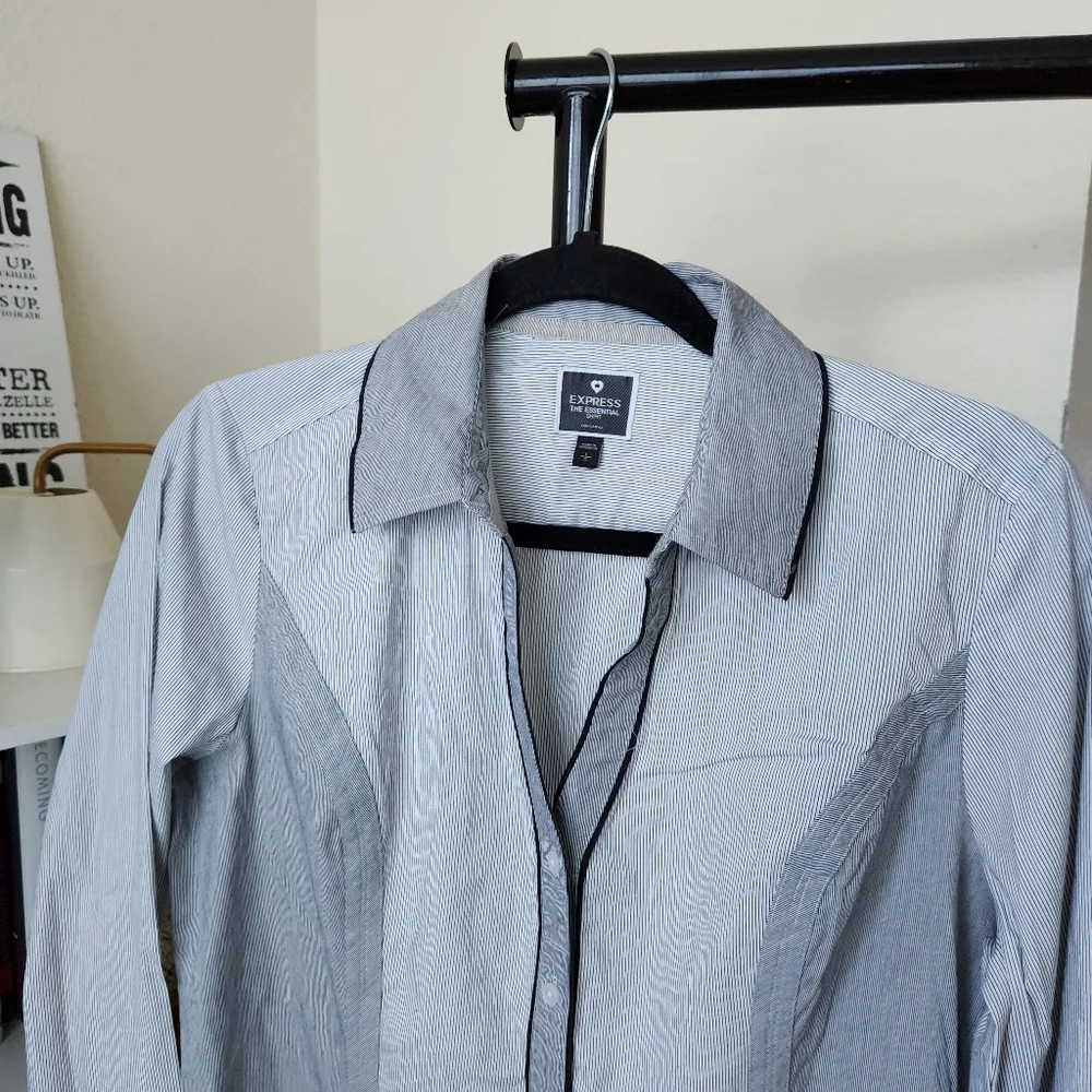 Express Black and White Button Down Shirt - Picture 3 of 8